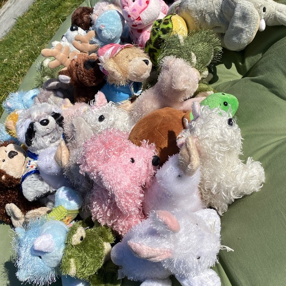 🌼 Lot of Webkinz stuffed animal toys Webkins bundle
Webkins - Picture 13 of 16